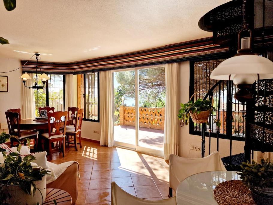 מאלגה Villa Torrenueva מראה חיצוני תמונה