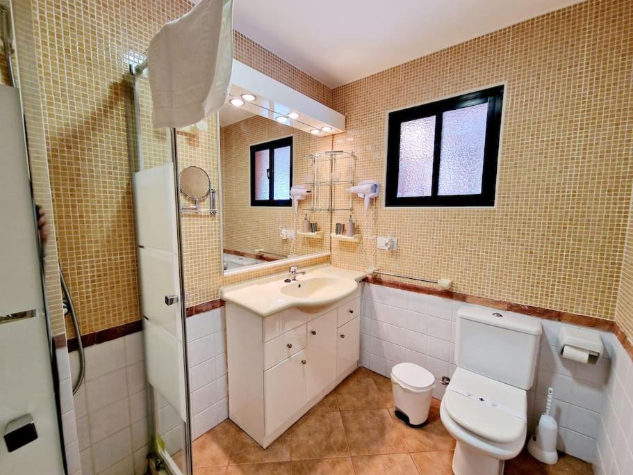 מאלגה Villa Torrenueva מראה חיצוני תמונה