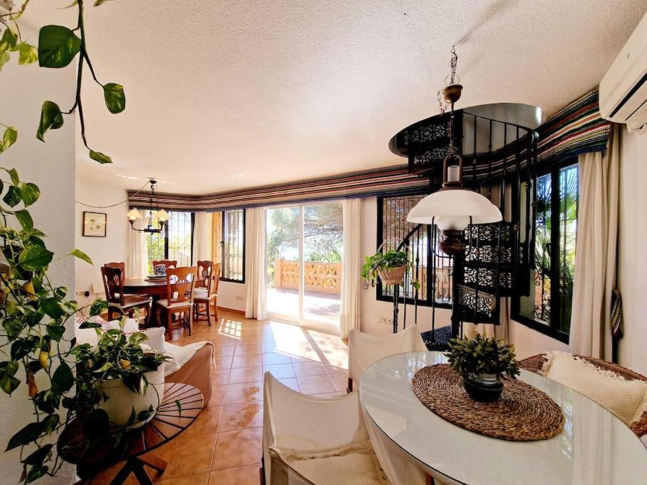 מאלגה Villa Torrenueva מראה חיצוני תמונה