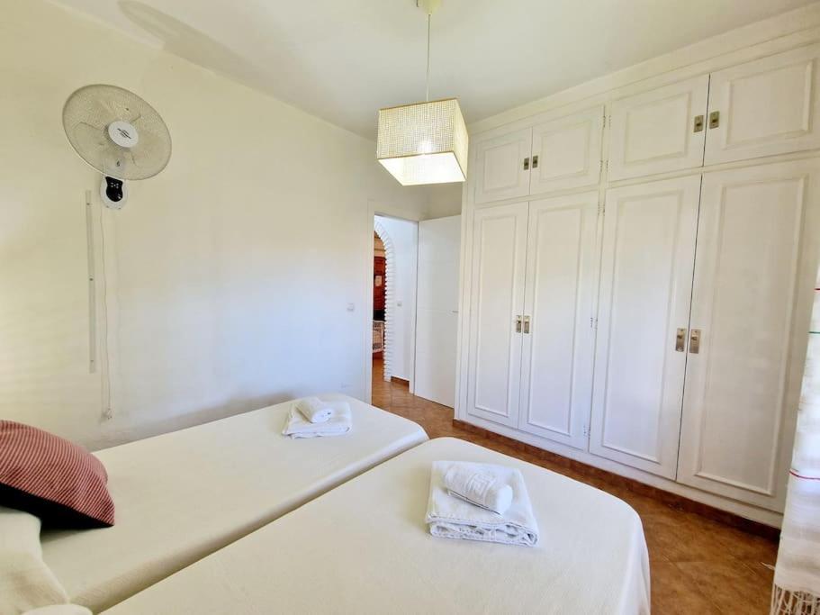 מאלגה Villa Torrenueva מראה חיצוני תמונה